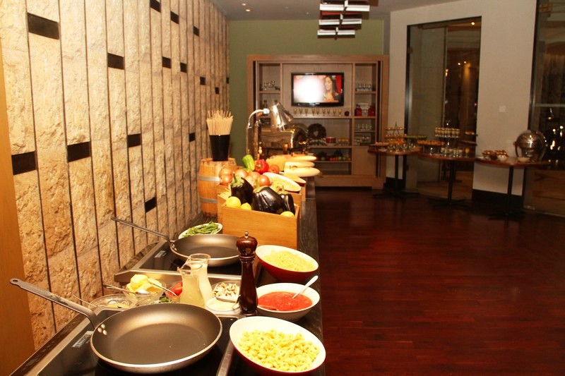 Notte Italiana at Caffe Mondo